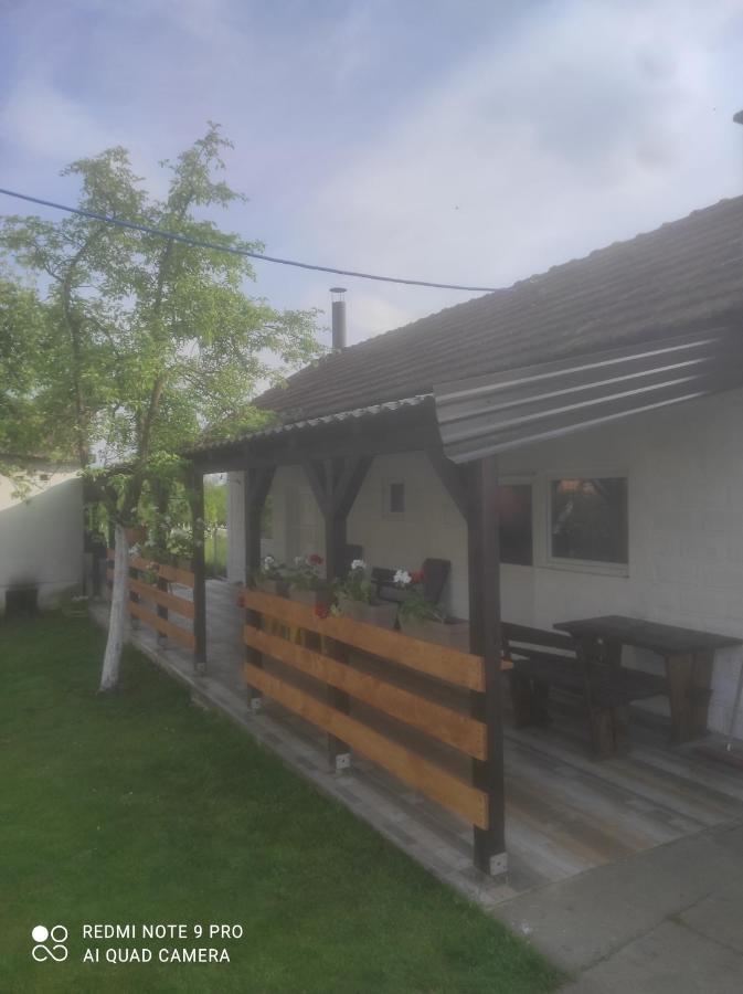Of Nature - Kuca Prirode Сasa de vacaciones Odžak